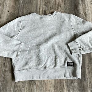 Mountain Hardware Grey Cropped Sweatshirt, size small
